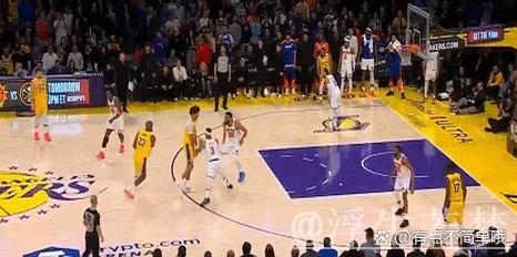 小波特弧顶接球三分出手命中3+1